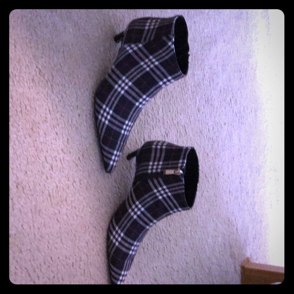 Plaid Zara ankle boots